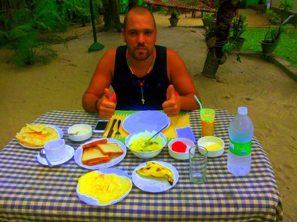 Marari Nest Beach Homestay Марарикулам Екстериор снимка