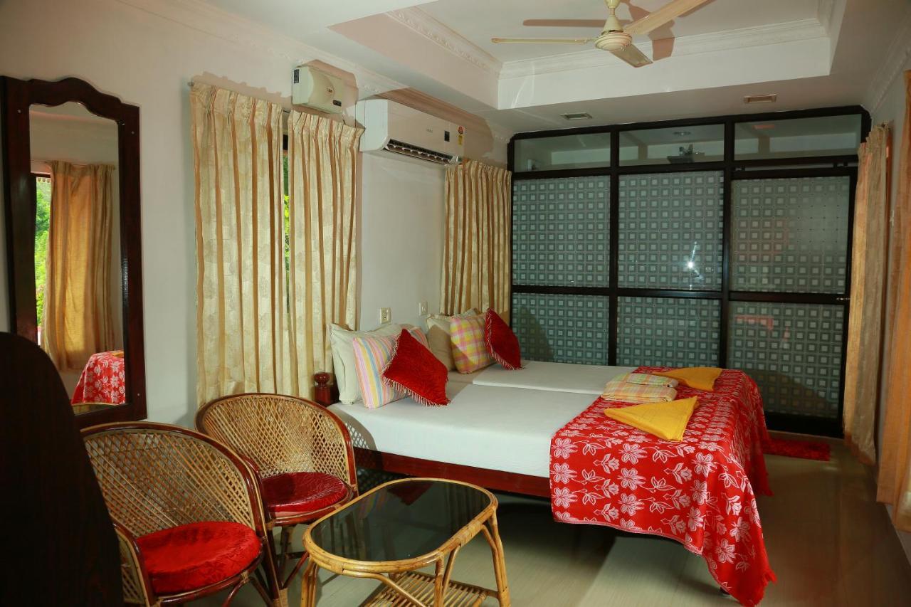 Marari Nest Beach Homestay Марарикулам Екстериор снимка