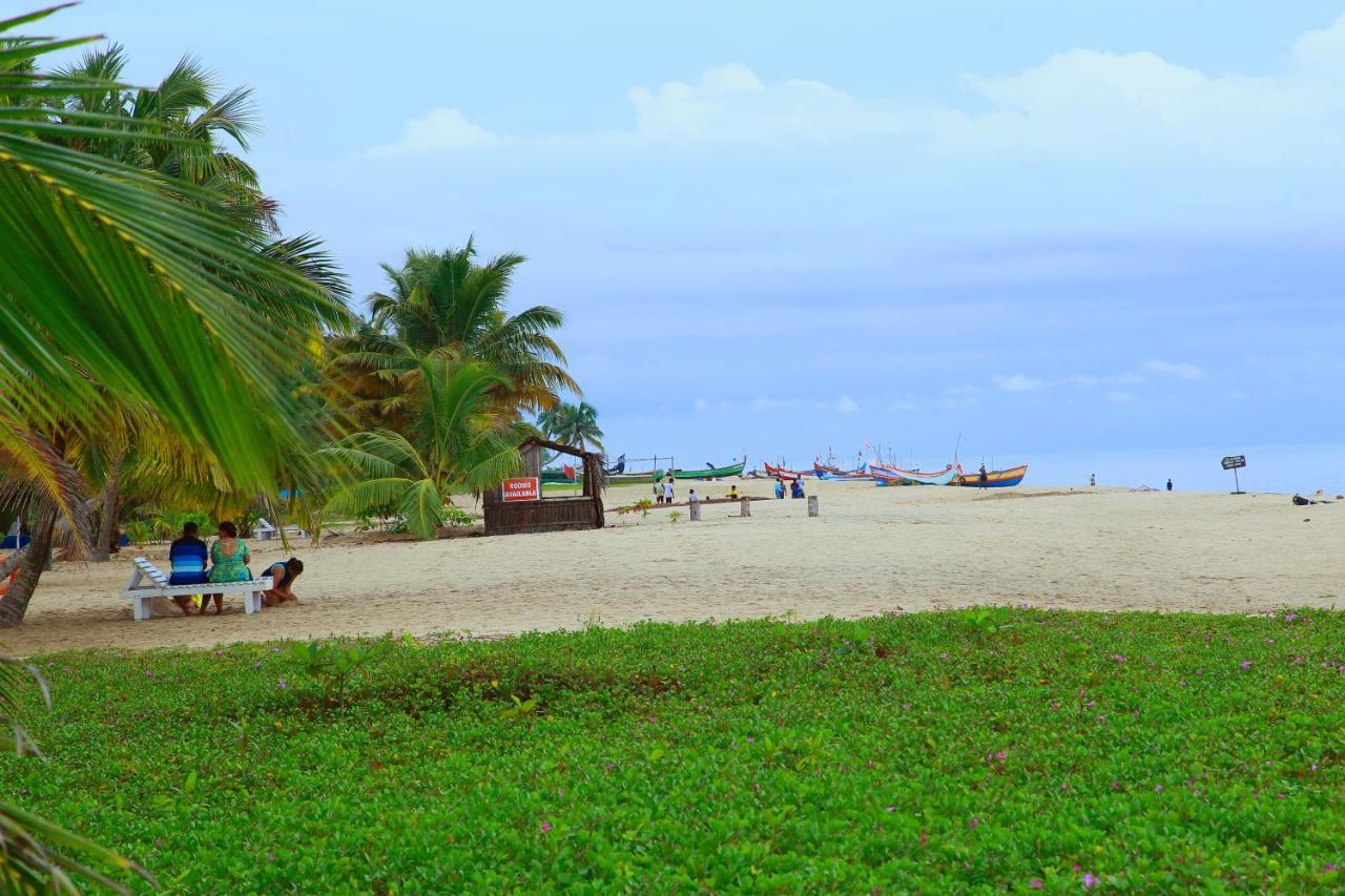 Marari Nest Beach Homestay Марарикулам Екстериор снимка