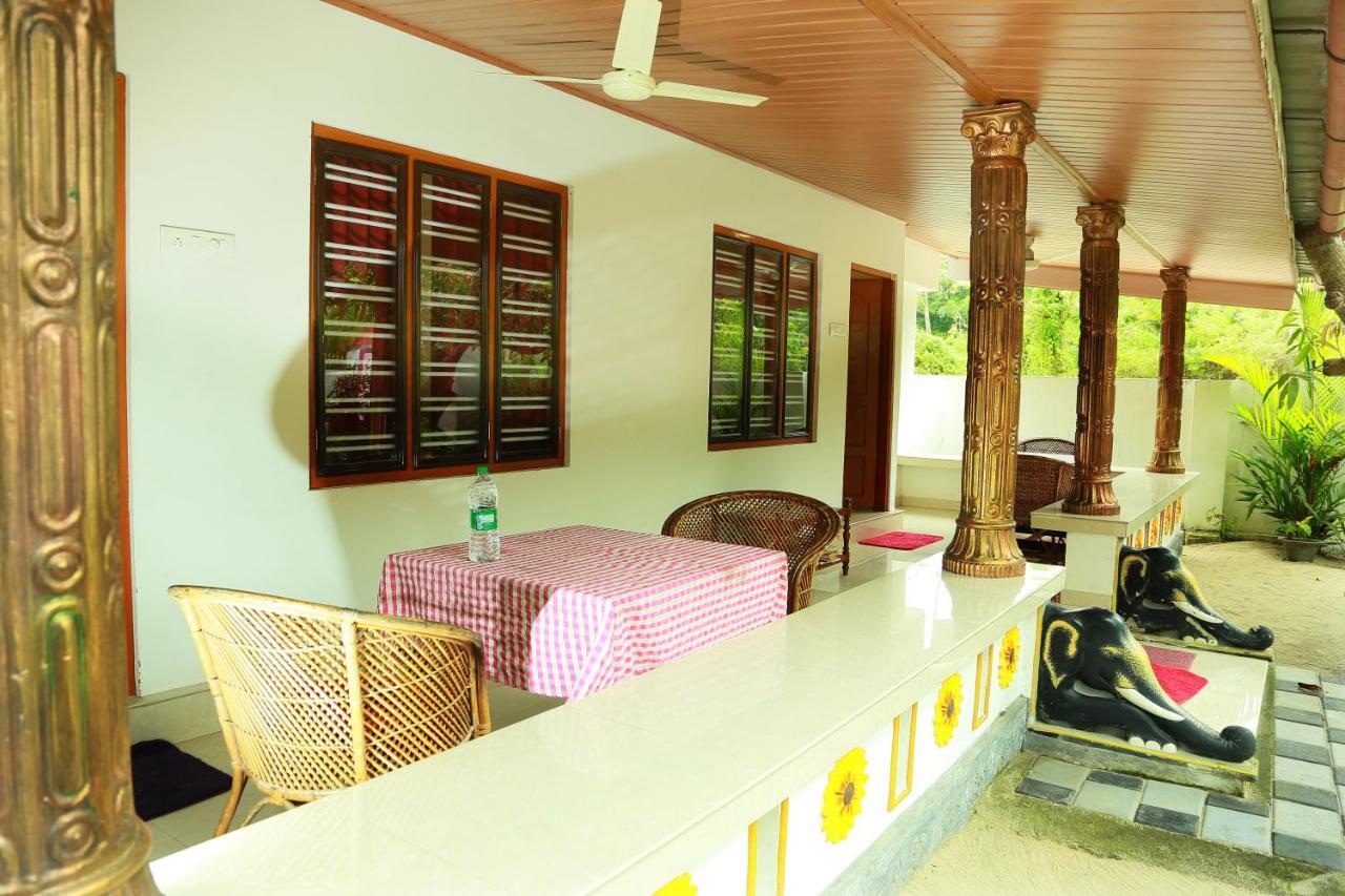 Marari Nest Beach Homestay Марарикулам Екстериор снимка